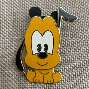 Official Baby Pluto Bobblehead Disney Trading Pin